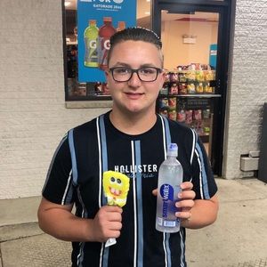 Meet your Posher, Hoke